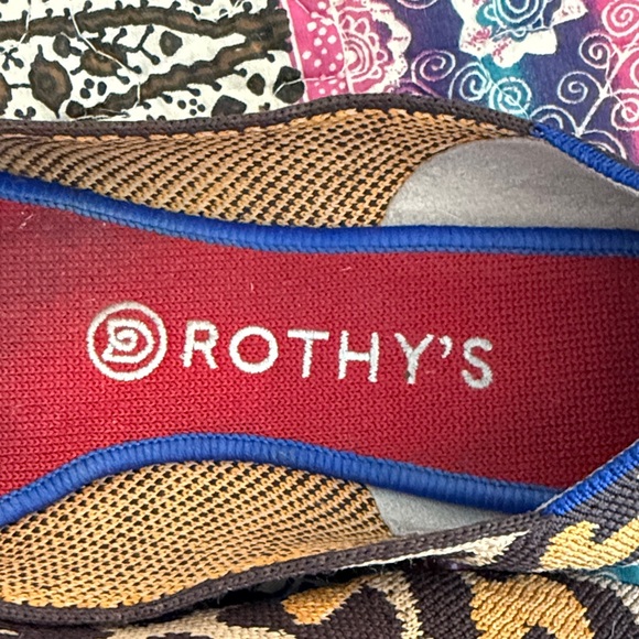 Rothy's Leopard Print Pointed Knit Flats in Brown and Gold - Picture 2 of 4